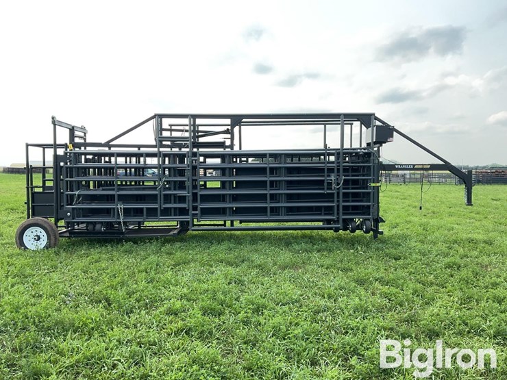2026-linn-post-and-pipe-wrangler-pro-series-super-large-gooseneck-portable-corral-image-4