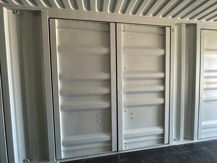 #402-•-40'-high-cube-multi-door-shipping-container-image-14