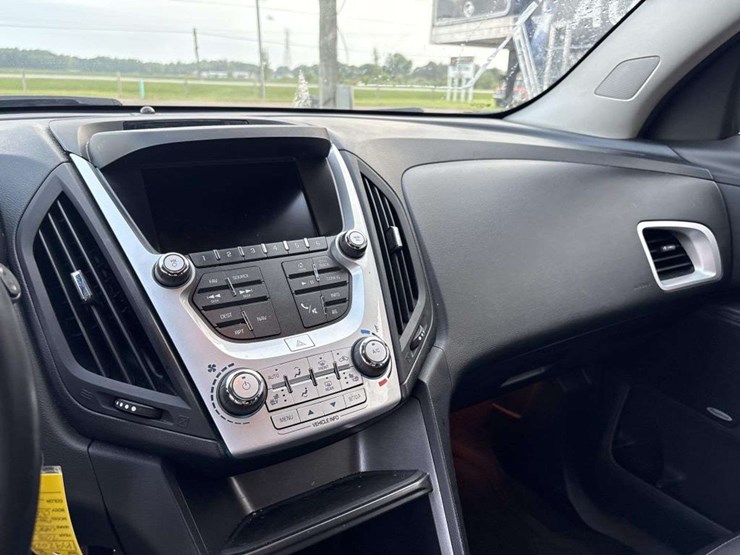 2016-chevrolet-equinox-image-20