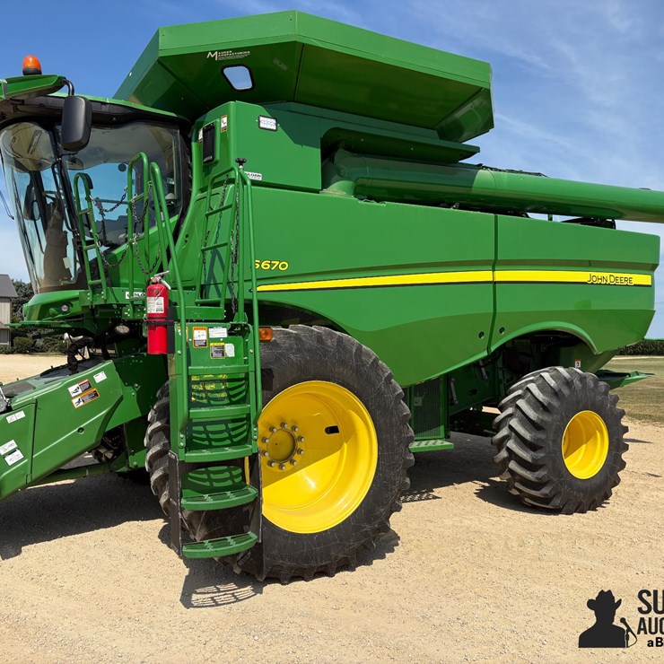 2014 JOHN DEERE S670