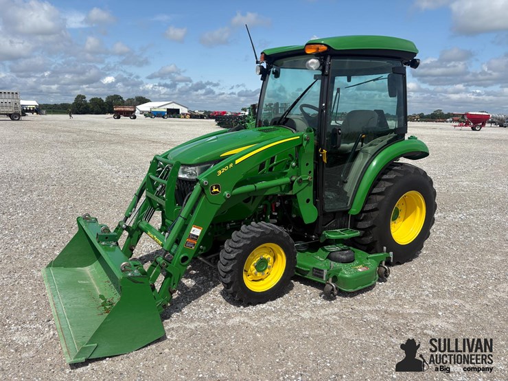 2023-john-deere-3033r-image-1