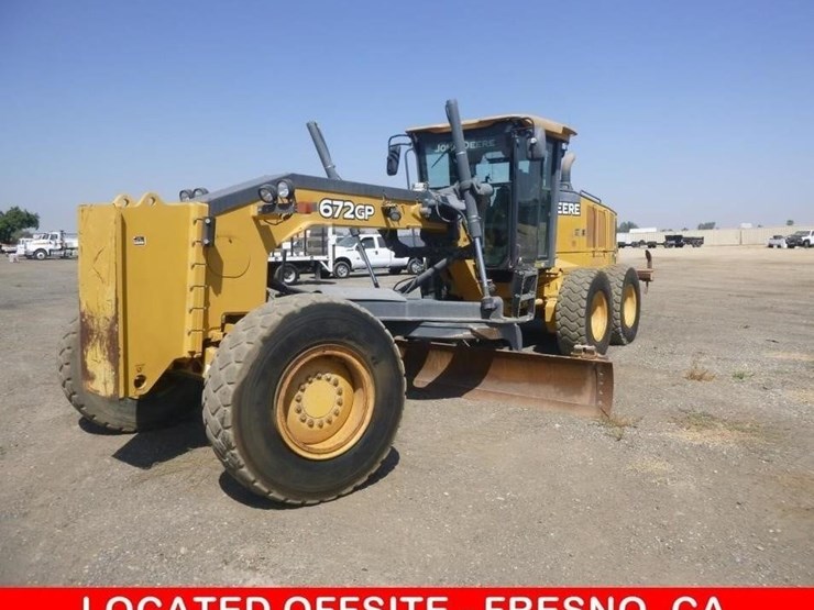 2012-deere-672gp-image-1
