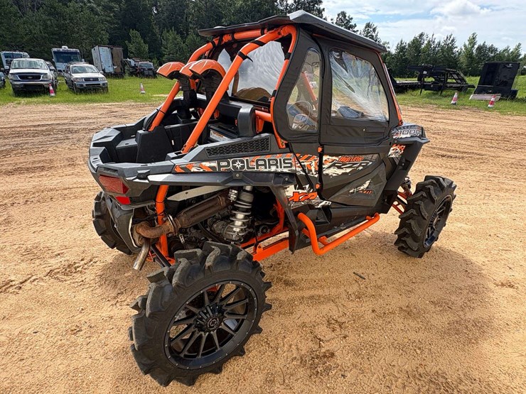 2015-polaris-razor-1,000xp-*high-lifter-edition*-(384-hours)-image-3