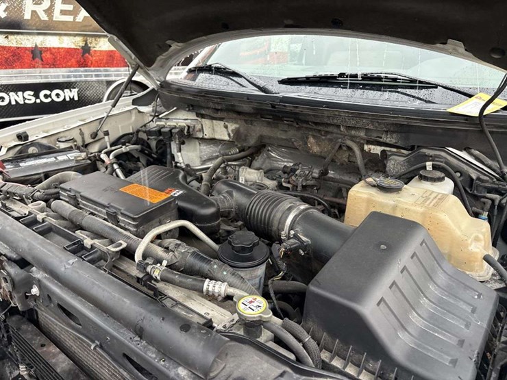 2010-ford-f150-xlt-image-17