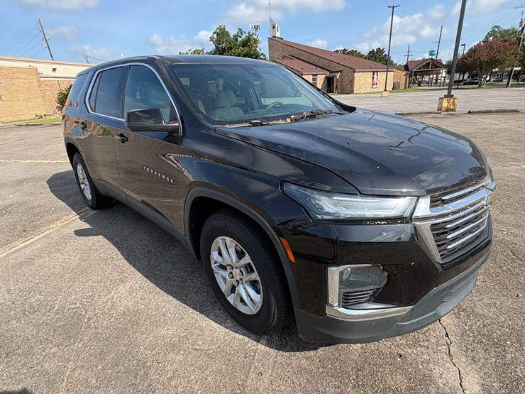 2022-chevrolet-traverse-image-1
