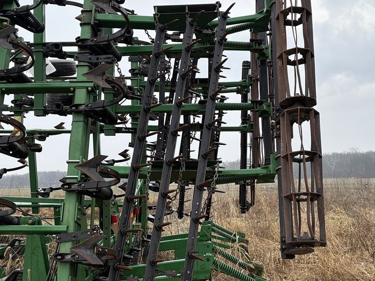 2007-john-deere-2210-image-8