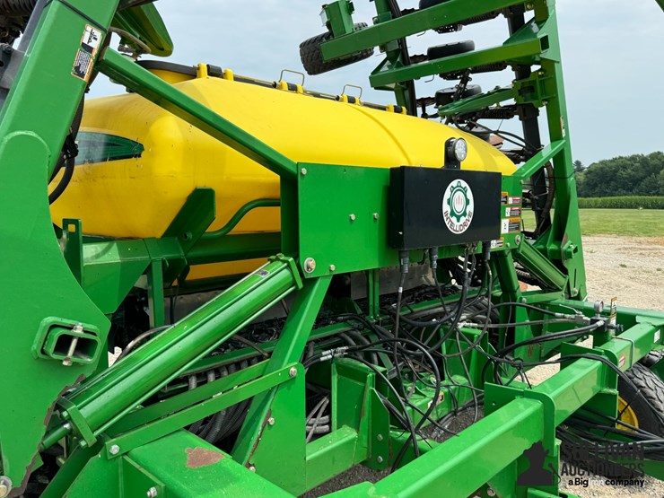 2008-john-deere-1990-image-15