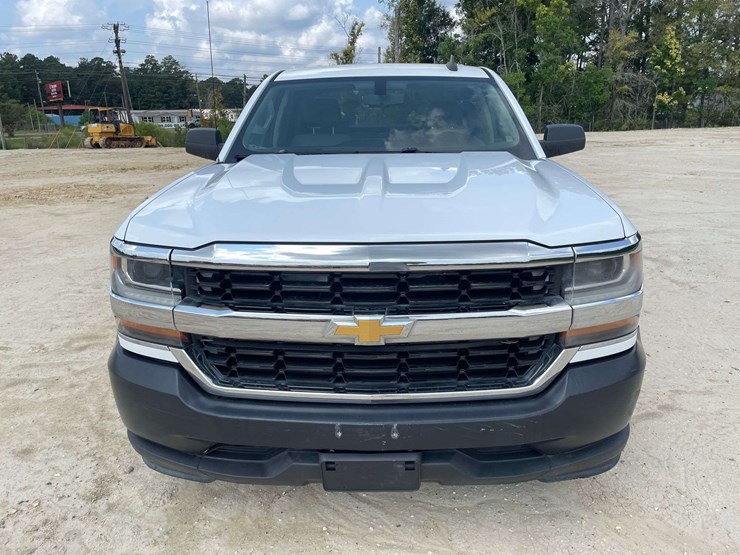 2017-chevrolet-silverado-1500-image-5