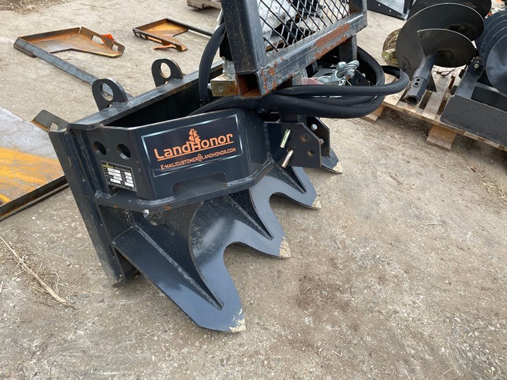 #9773-•-landhonor-hydraulic-logging-winch-skid-steer-attachment-image-3
