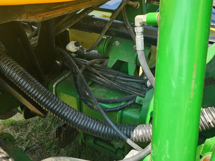 john-deere-1760-image-21