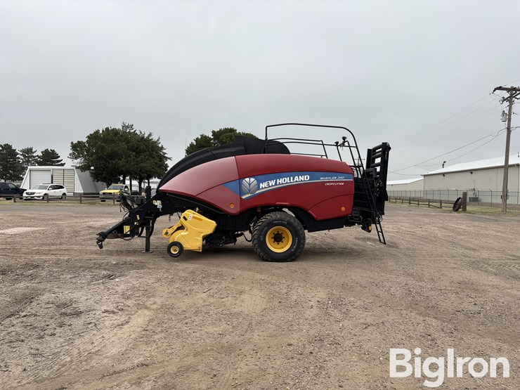 2016-new-holland-340-image-8