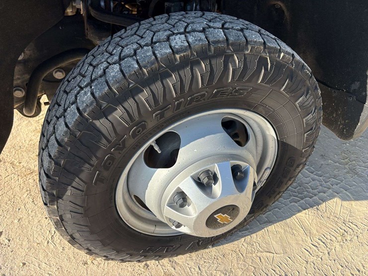 2021-chevrolet-silverado-3500-image-7