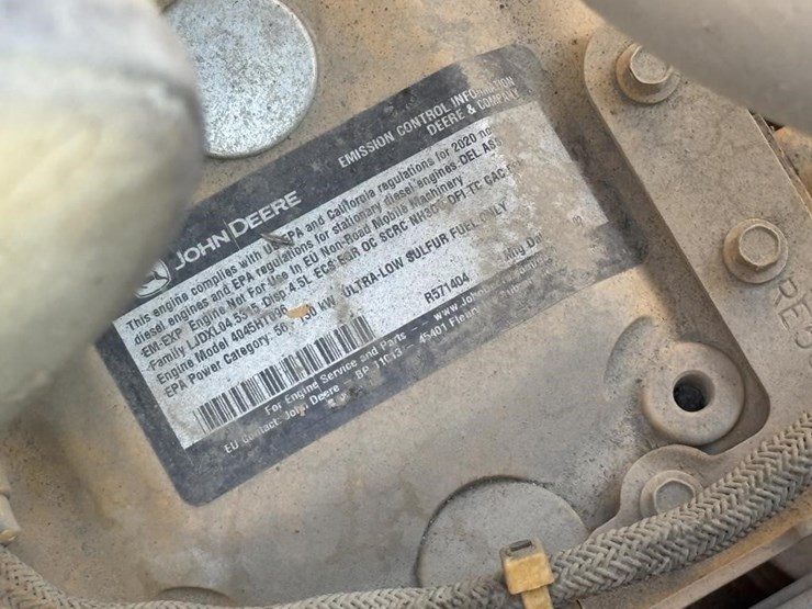 2020-john-deere-2020-image-64