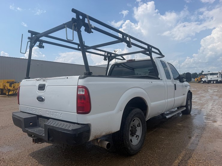 2005-ford-f250-image-4
