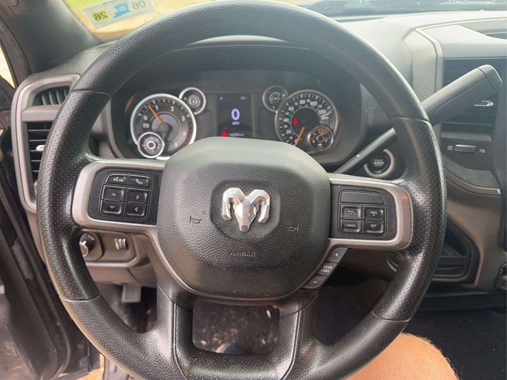 2022-dodge-3500-image-18