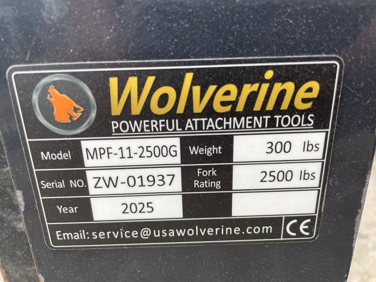 #9785-•-mini-skid-steer-pallet-fork-attachment-image-7
