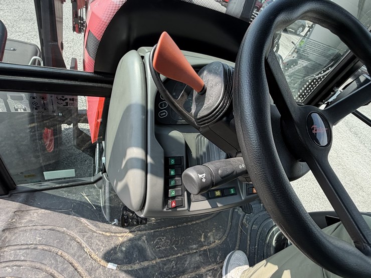 2021-zetor-p110-ps-w/-zm229p-loader-image-54