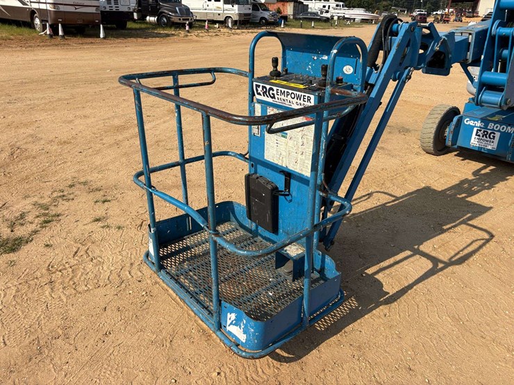 2012-genie-z40/23n-image-11