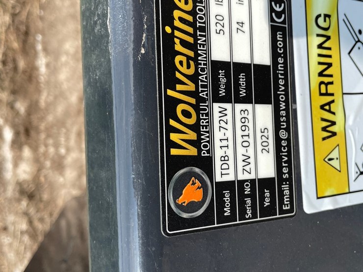 #9816-•-wolverine-70"-bucket-attachment-image-10