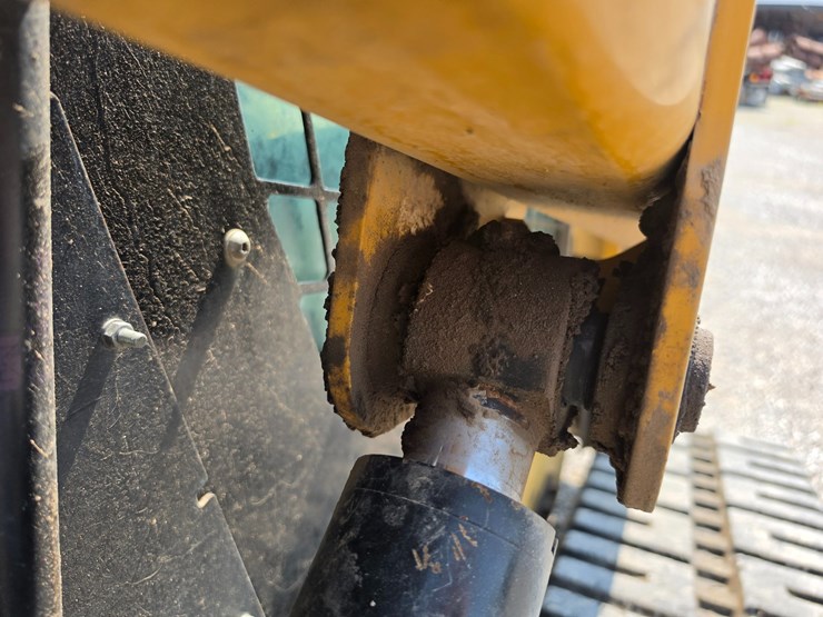 2016-caterpillar-289d-image-69