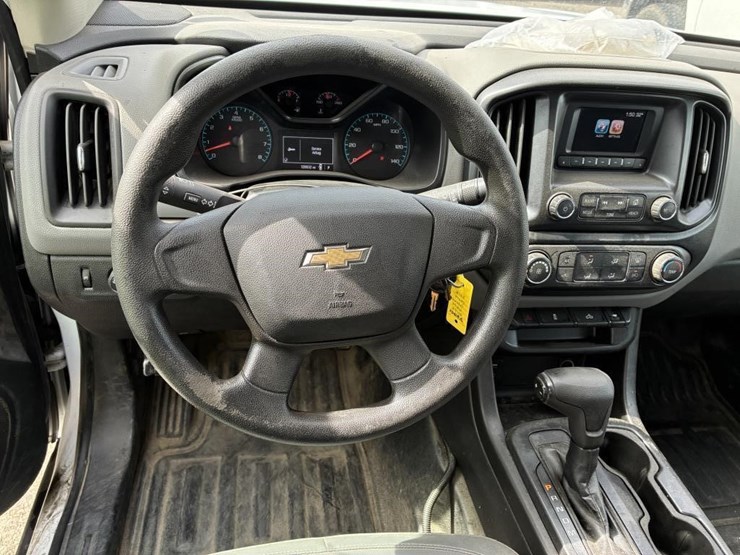 2016-chevrolet-colorado-image-19
