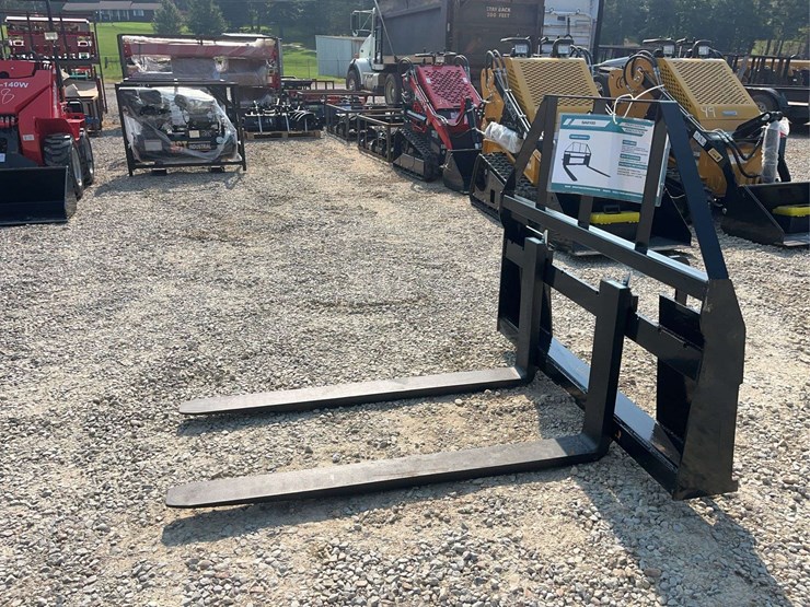mower-king-skid-steer-forks-48-inch-image-4