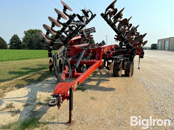 2013-case-ih-870-disc-ripper-image-2