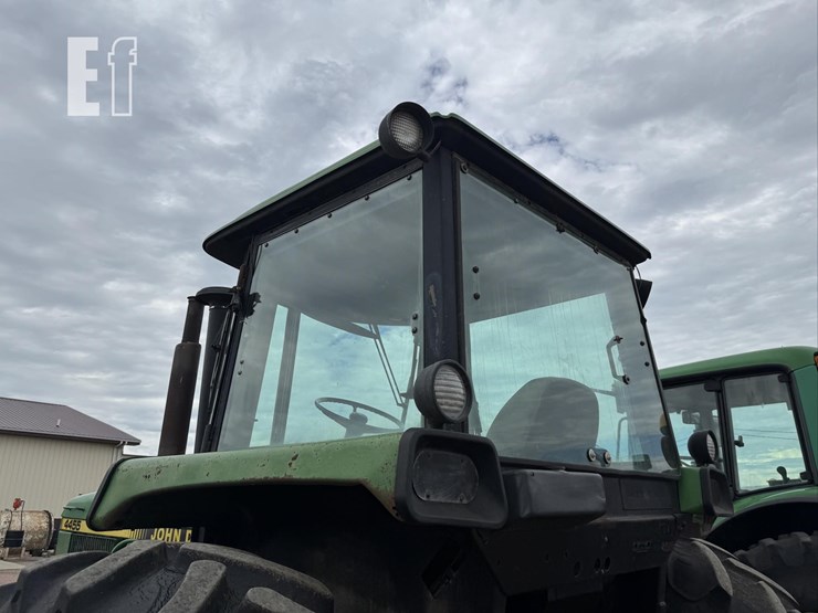 1990-john-deere-4455-image-17
