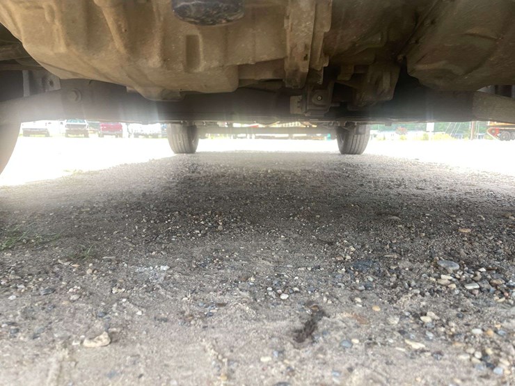 2011-ford-transit-connect-image-25
