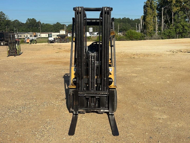 caterpillar-gc25k-image-5