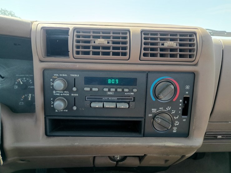 1996-chevrolet-s10-image-38