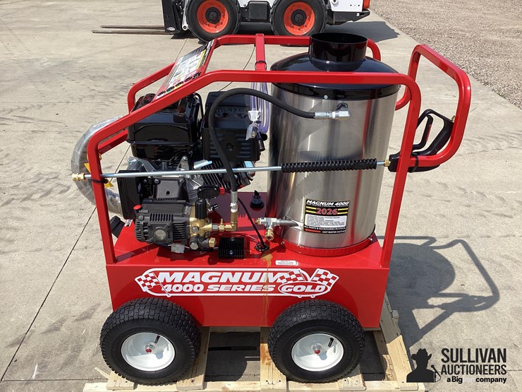 2026-magnum-4000-series-hot-water-pressure-washer-image-8