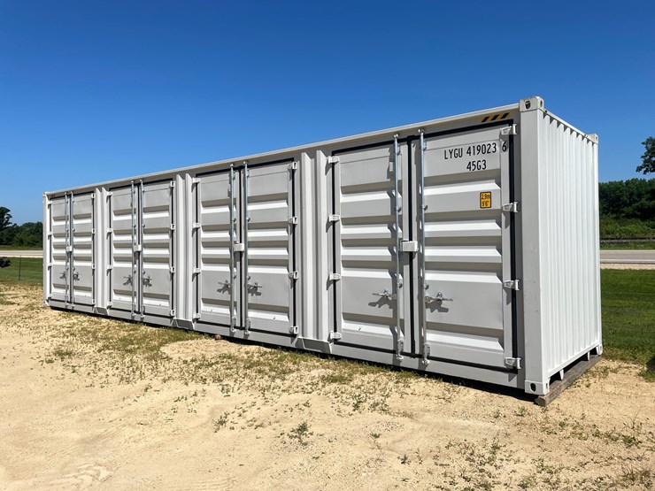 #400-•-single-use-40'-high-cube-shipping-container-image-1