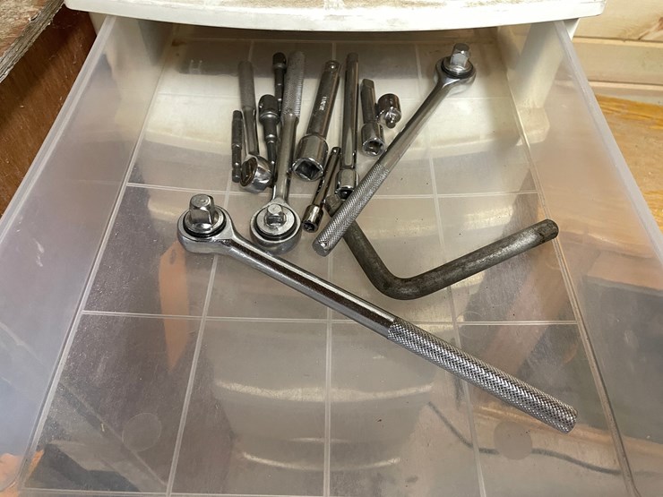 #10174-•-plastic-shelf-organize-and-contents-image-9