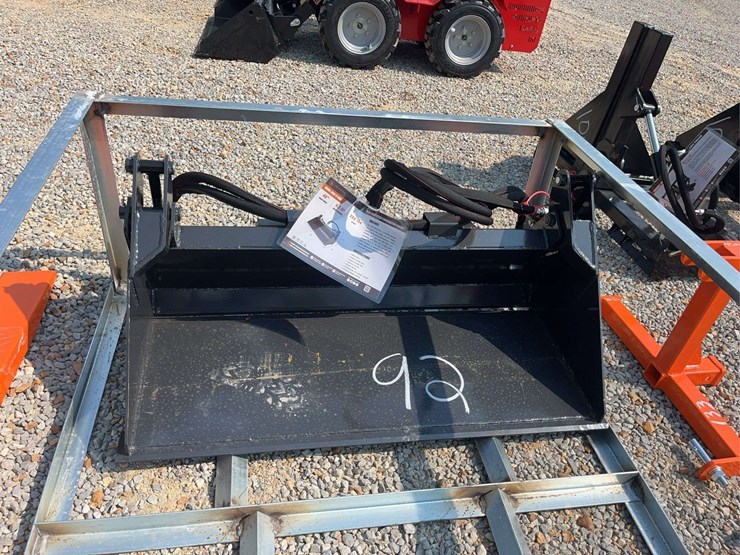 wolverine-mini-combination-bucket,-48"-image-4
