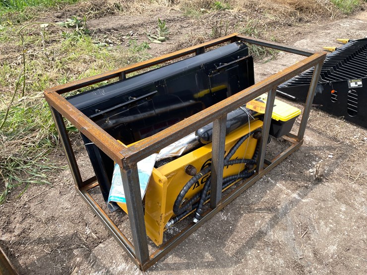 #9808-•-agrotk-skid-steer-hydraulic-hammer-attachment-image-3