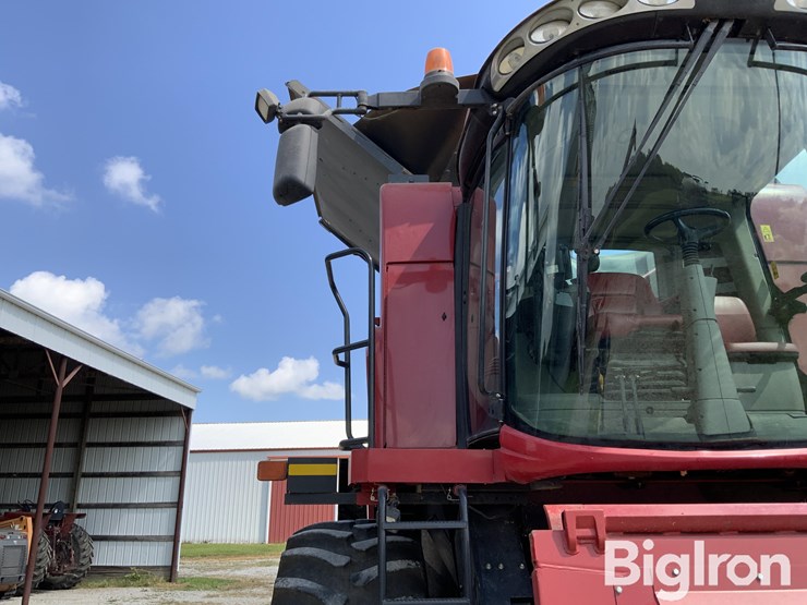2013-case-ih-5130-image-18