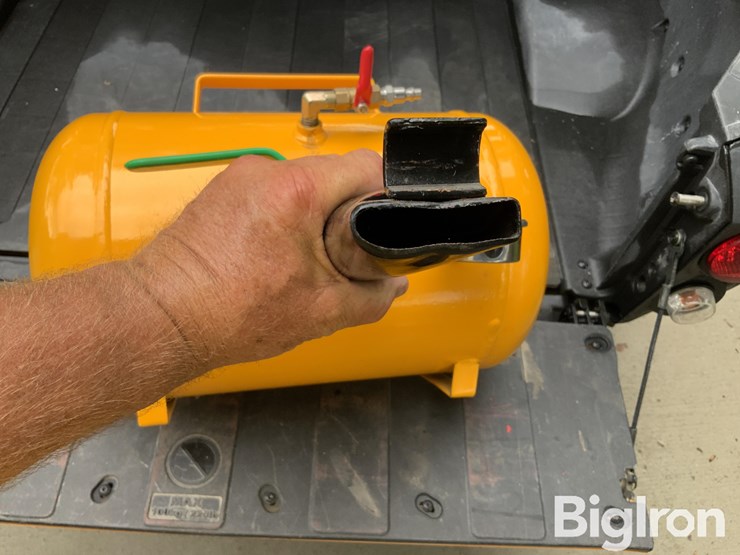 high-pressure-inflator-bead-blaster-image-14