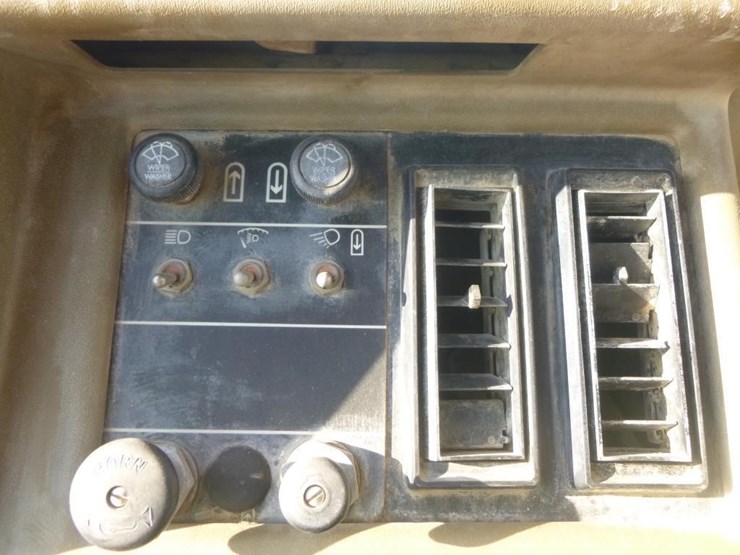 1992-caterpillar-623e-image-13