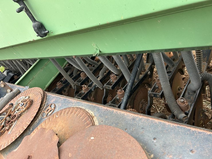 united-farm-tools-5000-15ft-grain-drill-image-13