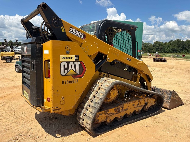 2020-caterpillar-299d3-image-4