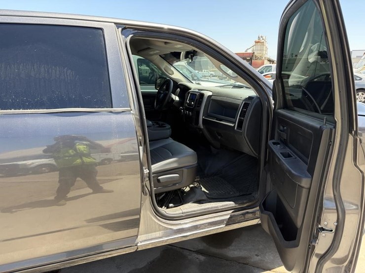 2016-dodge-ram-1500-image-9