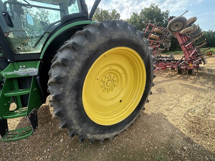 2013-john-deere-8285r-image-20