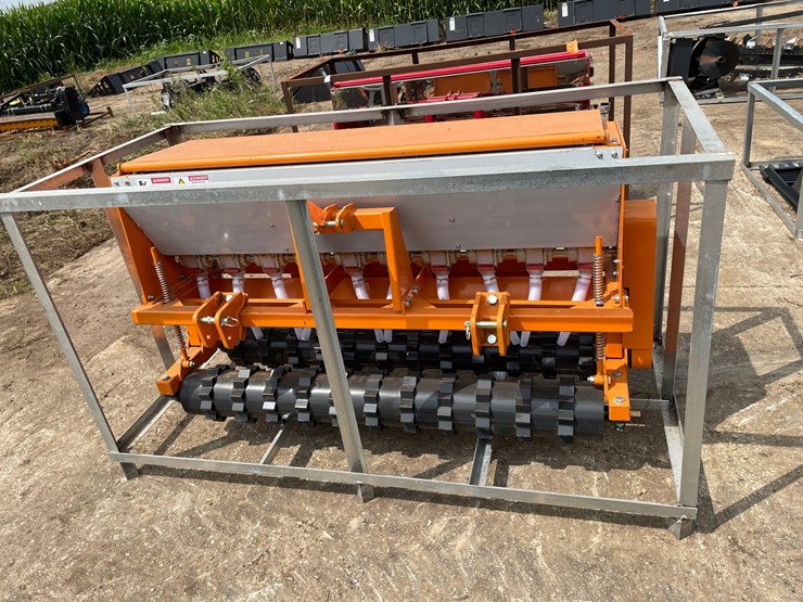 #9793-•-landhonor-no-till-seeder-attachment-image-2