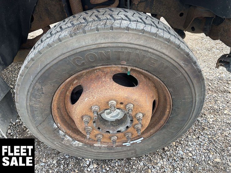 2012-ford-f550-image-13