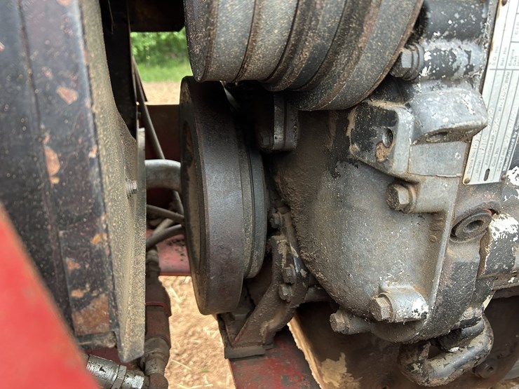 case-ih-t4586-image-9