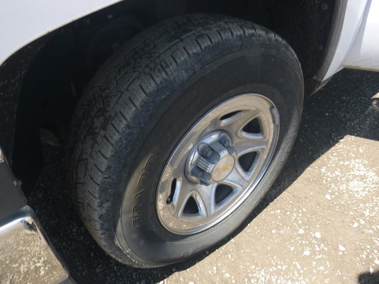 2015-chevrolet-1500-image-12