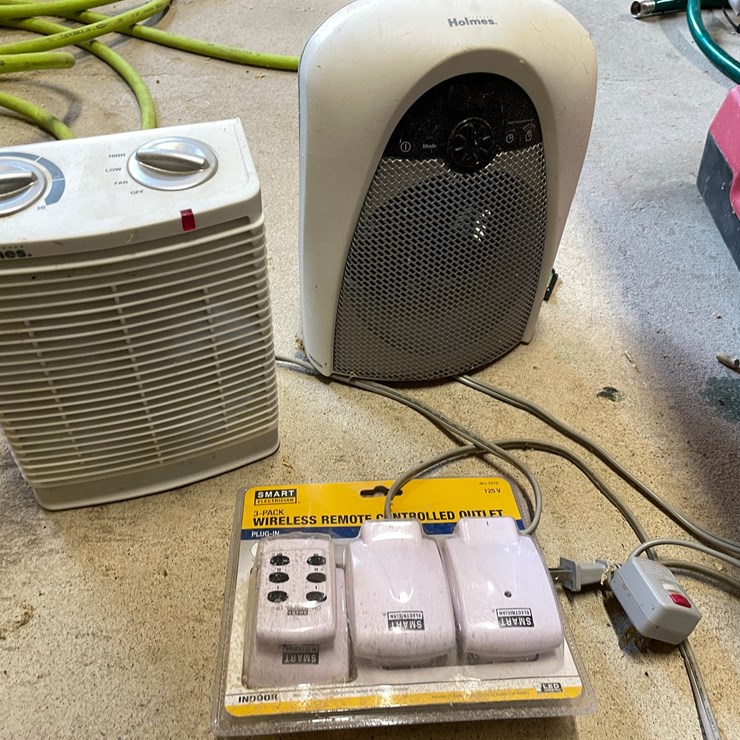 #10128 • (2) Holmes Electric Heaters