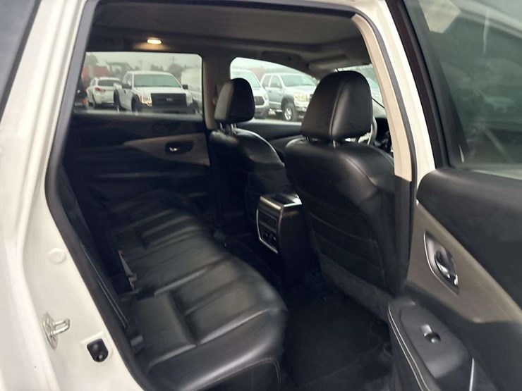 2017-nissan-murano-sl-image-13
