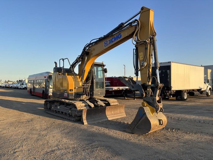 2023-xcmg-xe155ucr-hydraulic-excavator-image-2